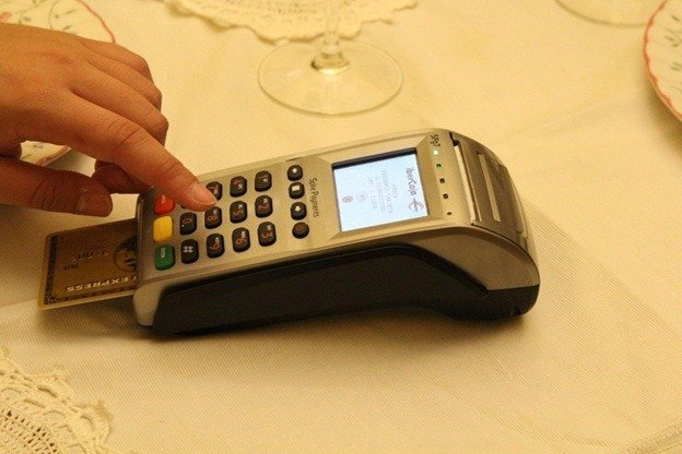 4 Steps to Safeguard Business Transactions with EMV Technology
